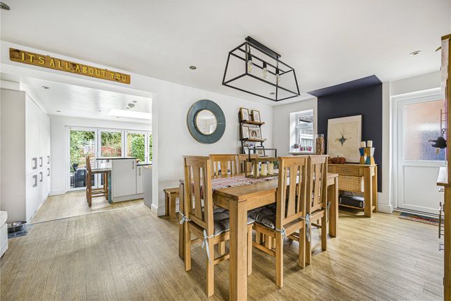 12, Derwent Close, Kent photo 4