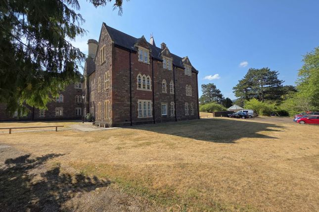 44, Sarno Square, Abergavenny photo 3
