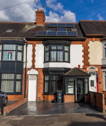 Thumbnail Town house for sale in Baden Road, Leicester