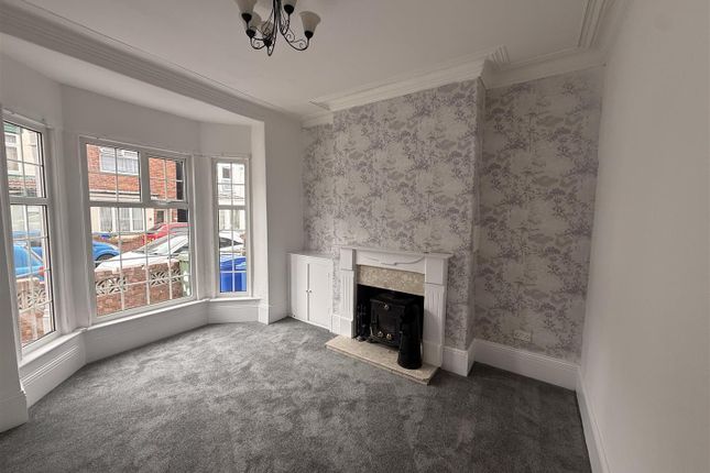 23, Cheverton Avenue, Withernsea photo 2