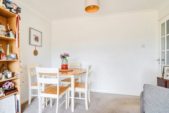 40, Sherborne Way, Southampton photo 4