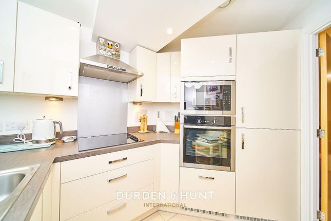 Flat for sale in Poets Place, Loughton