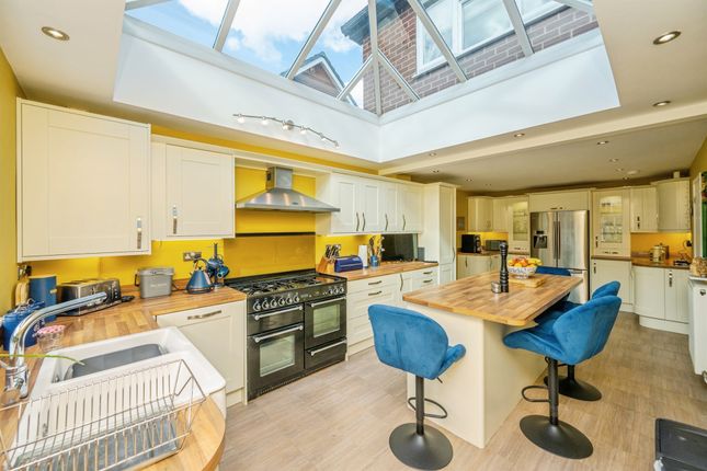 13, East Butts Road, RUGELEY photo 4
