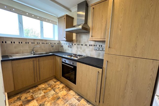 7 Elmfield house, South Street, Cottingham photo 2