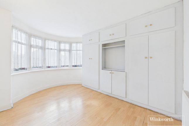 27, St. Georges Avenue, London photo 4