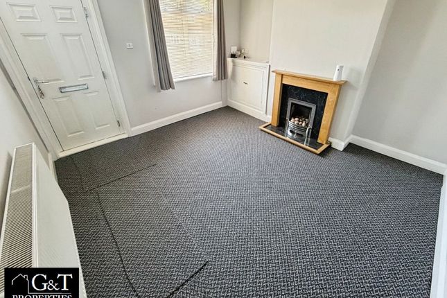 8 Bells Lane, Wordsley, Stourbridge photo 3