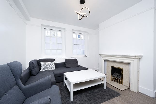2-bed flat on Flat 6 Parkhurst Court,, Warlters Road, Islington, £425,000