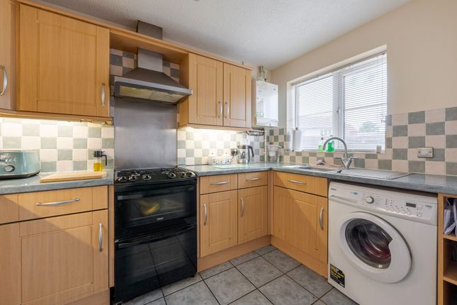 1 Thorpe Drive, Attleborough photo 4