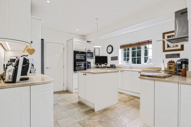 2, Windsor Crescent, East Hagbourne photo 4