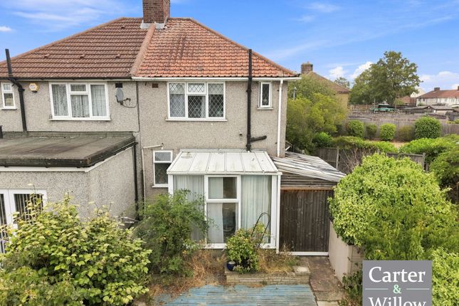 24, Thompson Road, Dagenham photo 2