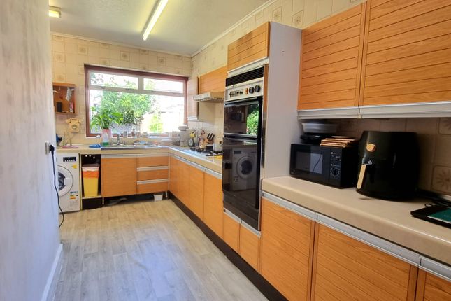 46, Belmont Road, Harrow photo 4