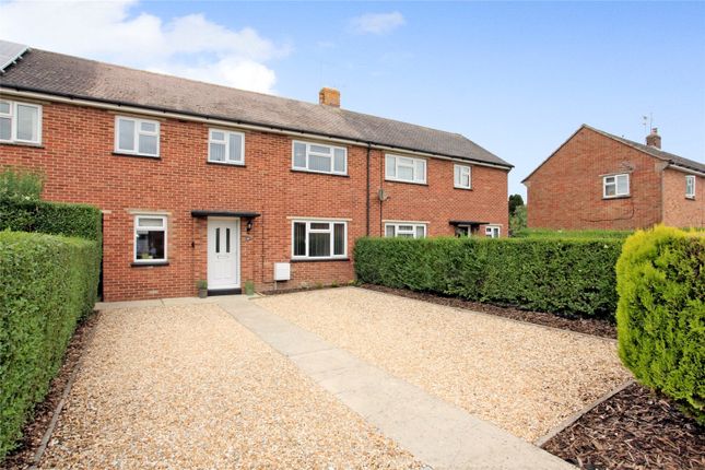 Thumbnail Terraced house to rent in Cromwell Road, Devizes, Wiltshire