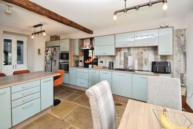 3, Back Shaw Farm, Hainworth Shaw, Keighley photo 3