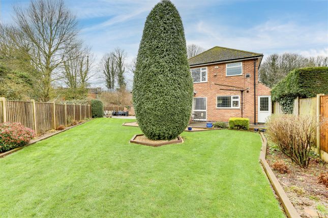Detached house for sale in Willow Lane, Gedling, Nottinghamshire