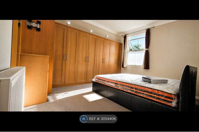 B First Floor  Radnor Road, Harrow photo 4