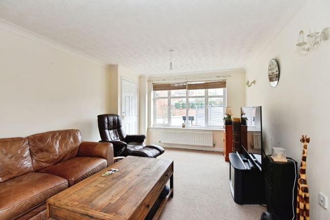 40, Humbert Road, Staffordshire photo 4