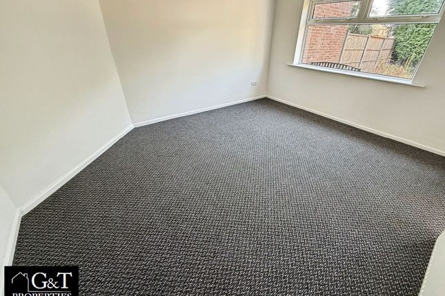 88 Spring Parklands, Dudley photo 4