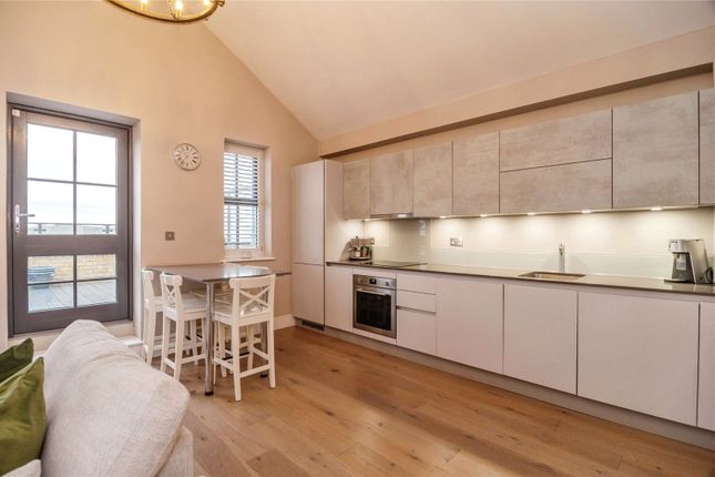 Mews house for sale in Primrose Hill, Brentwood, Essex