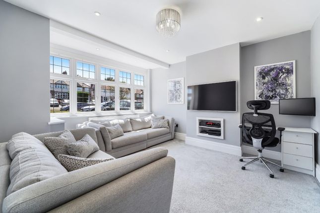 73, Winkworth Road, Banstead photo 2