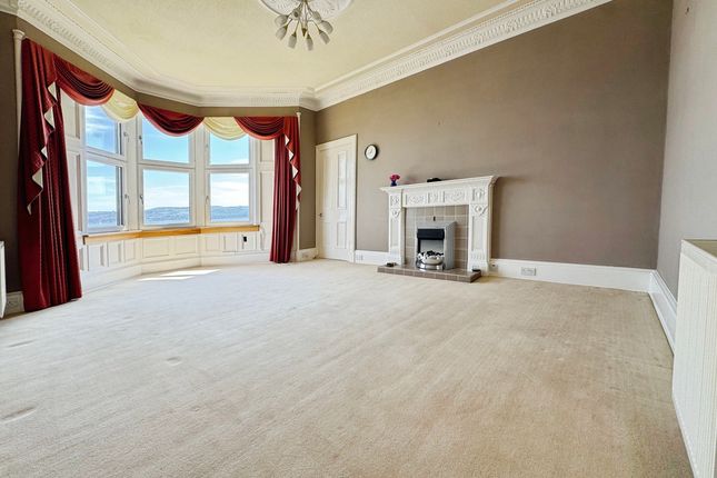 Flat 2/2, 1, Broughallan Gardens, Marine Parade,, Dunoon photo 2