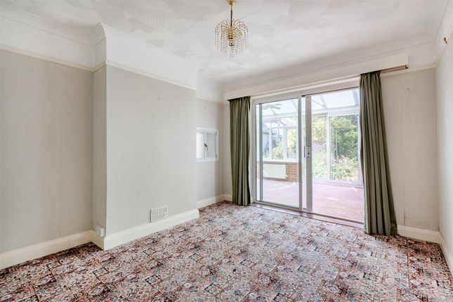 6 & 7, Fallowfield Close, Hove photo 4