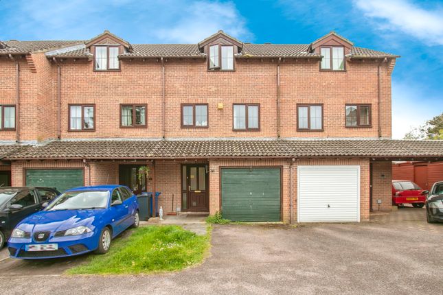 Thumbnail Town house for sale in Clayford Close, West Canford Heath, Poole, Dorset