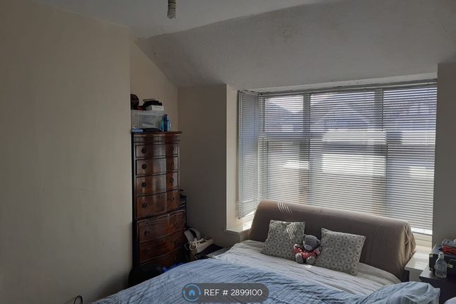Beckhampton Street, Swindon photo 4
