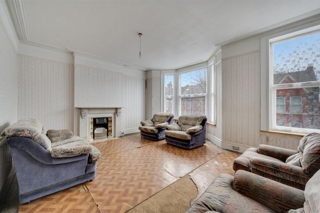 9, Harlesden Gardens, London photo 2