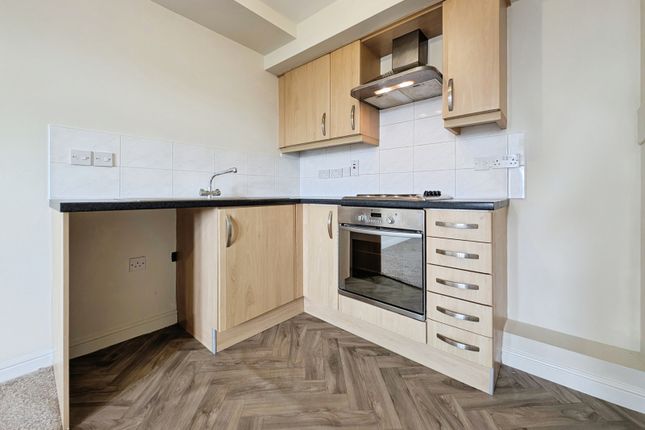 16, Blaydon-on-Tyne photo 2