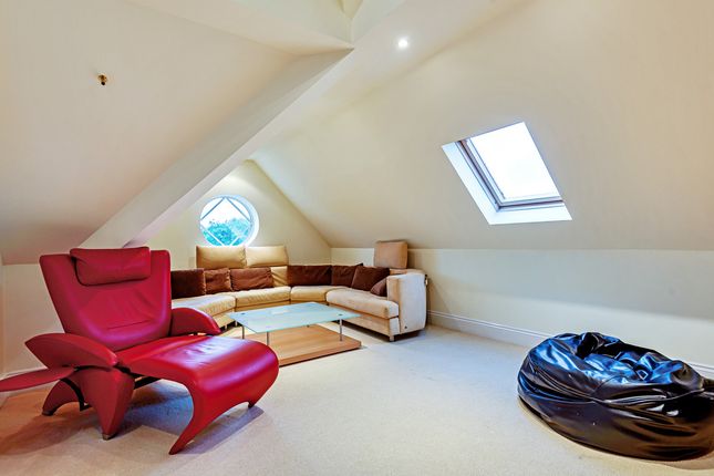 Penthouse for sale in Hawthorn Lane, Wilmslow