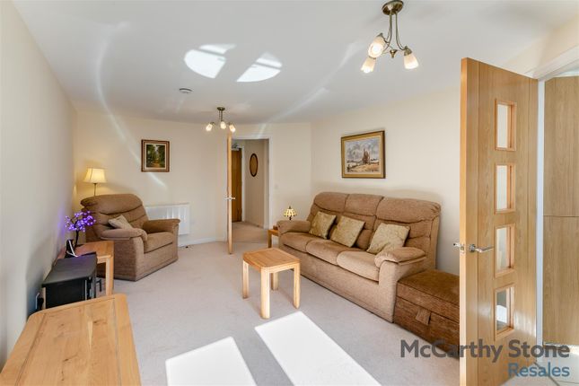 8646910-Interior04.Jpg