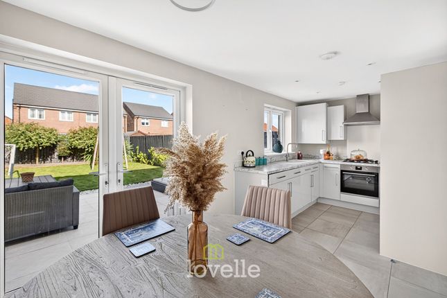 7 Eagle Drive, Grimsby photo 2