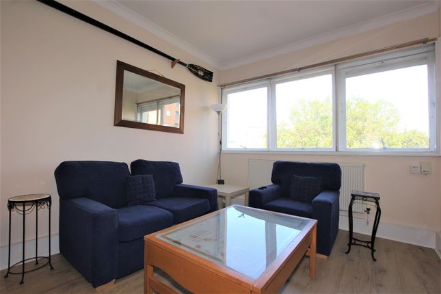 Flat to rent in Clare Court, Kings Cross
