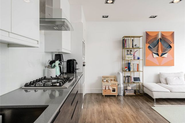 Flat for sale in Thornbury Court, 36-38 Chepstow Villas, Notting Hill, London