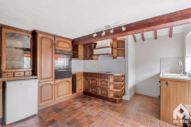 Kirks Cottage, Bowbridge Lane, Cheltenham photo 4