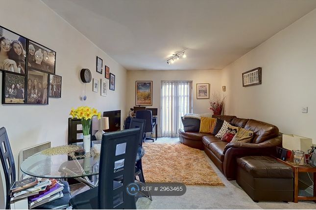 Bridgewater Close, Frodsham photo 2