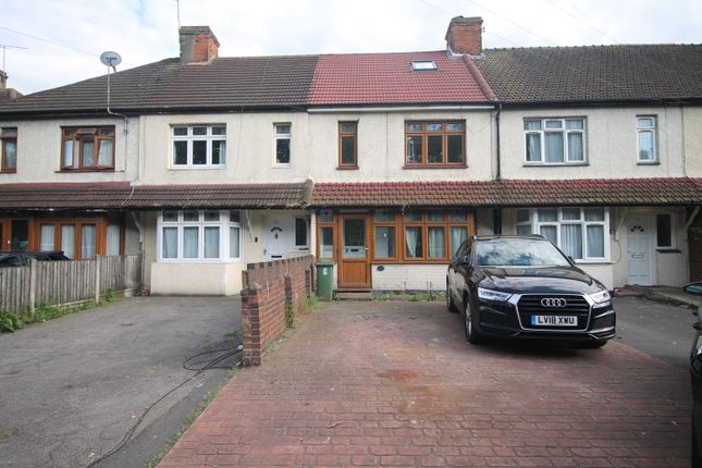 Thumbnail Terraced house to rent in Oldchurch Road, Romford, Essex