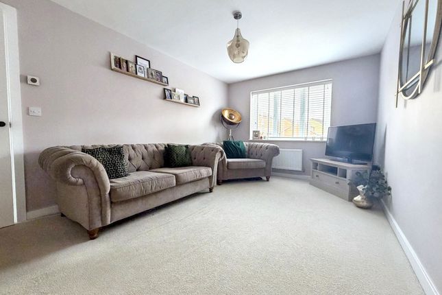 27, Barley Close, Houghton Le Spring photo 5
