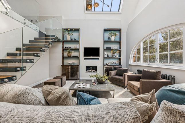 Flat 15, St. Loo Court, St. Loo Avenue, London photo 4