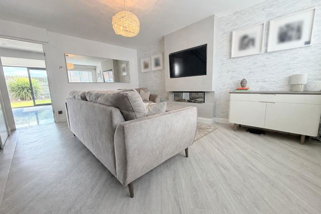 18, Kingfisher Avenue, Manchester photo 5