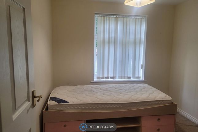 Flat to rent in Bedford Road, Northampton