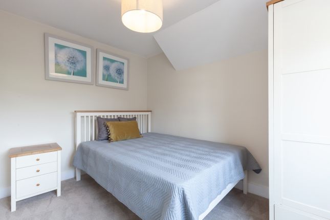 Terraced house to rent in Hart Street, Oxford