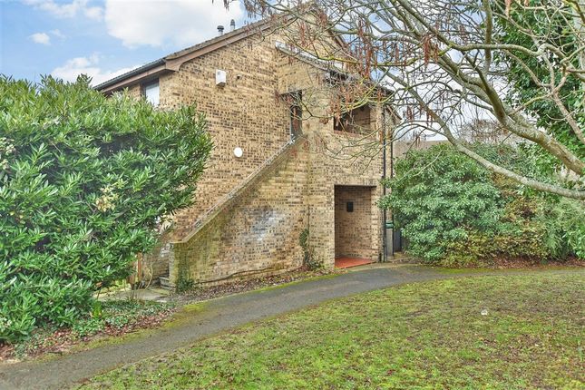 2-bed maisonette on Invicta Court Milton Regis, Sittingbourne, £145,000