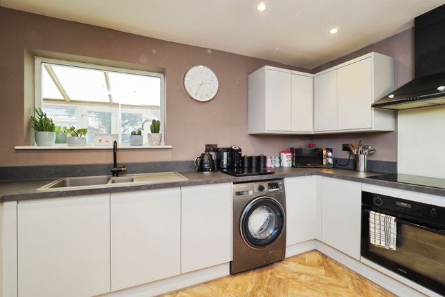 54, Wheatgrass Road, Nottingham photo 2