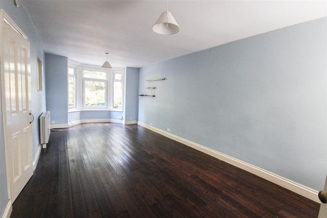 151, St James Road, Southampton photo 2