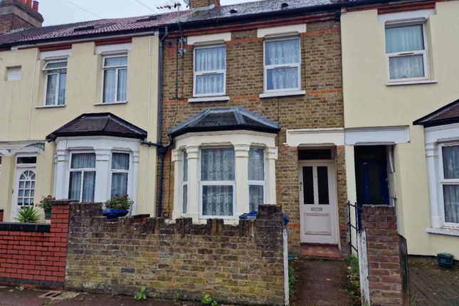 Maisonette for sale in Shrubbery Road, Southall
