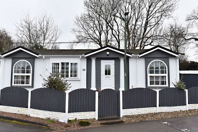 2-bed caravan on 8b, Hinksford Mobile Home Park, Kingswinford, £185,000
