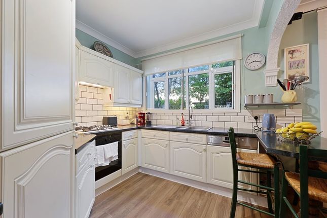 132, Neasden Lane, London photo 4