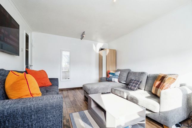 Thumbnail Flat for sale in Whitelegg Road, London