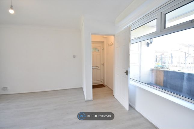Balfe Road, Newport photo 4